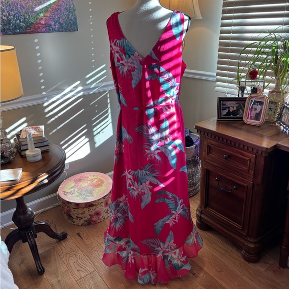 Women’s ~Tommy Bahama ~Hot Pink Tropical Maxi Dress with Teal Accents! 💕 - Picture 7 of 14